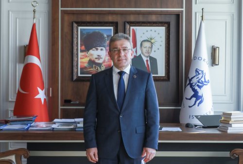 deu-rektoru-prof-dr-bayram-yilmaz.jpg