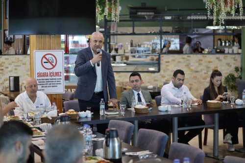 bayrakli-belediyesinden-amator-spor-kuluplerine-3-milyon-liralik-destek-1.jpeg