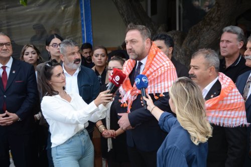 chp-izmir-uzum-ureticileri-bulusmasi-1.jpg