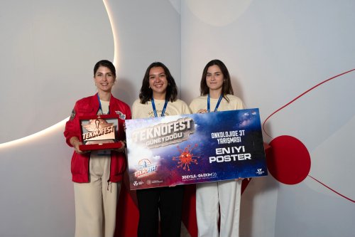 sol-bastan-dr-yagmur-kiraz-durmaz-basak-sen-ve-helin-donmez.jpg