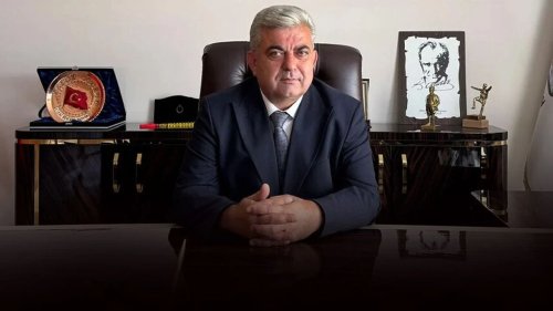 kirazin-baskani-coskundan-ak-partiye-gececek-iddialarina-yanit-1.webp