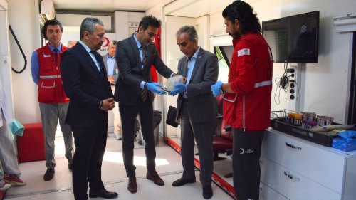 ege-universitesi-ve-turk-kizilaydan-hayat-kurtaran-is-birligi-3.jpg