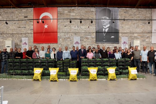 urlada-ureticiye-kesintisiz-destek-suruyor-2.jpg