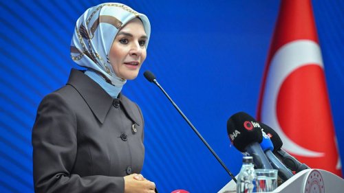 adi-fon-iddialariyla-anilan-bakan-mahinur-ozdemir-goktas-tan-ilk-aciklama.webp