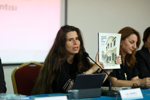 esme-belediyesi-alacatinin-gelecegi-icin-turizm-temsilcileri-ve-esnafla-bulustuphoto-2026-10-08-15-28-46.jpg