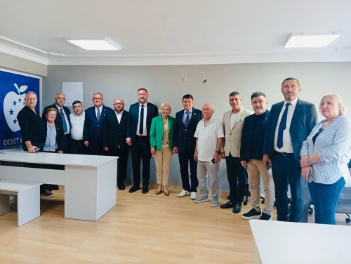 dost-parti-ziyareti.jpg