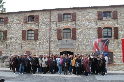 manisali-kadinlar-efes-selcukun-tarihi-ve-kulturel-mirasini-kesfetti-5.jpeg