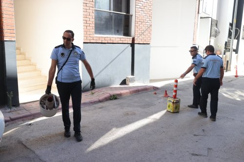 konakta-kaldirim-ve-yol-isgallerine-gecit-yok-3.jpeg