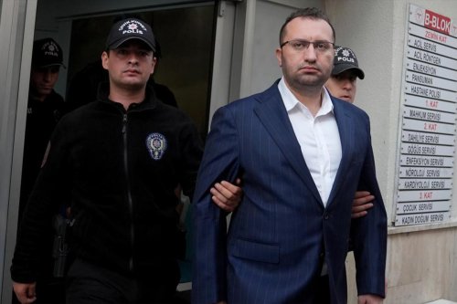 gaziosmanpasa-belediye-baskani-hakan-bahcetepenin-bea6ee6e1d-amp.jpg