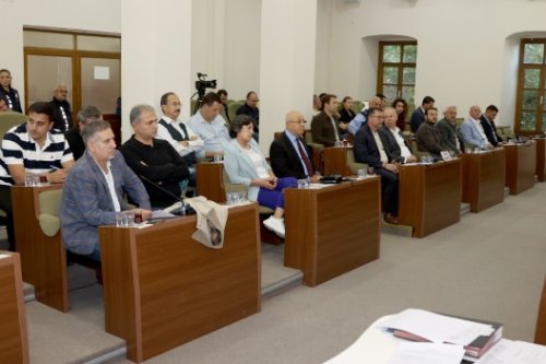 urla-belediyesinin-2027-yili-butcesi-oy-birligiyle-kabul-edildi-2.jpg