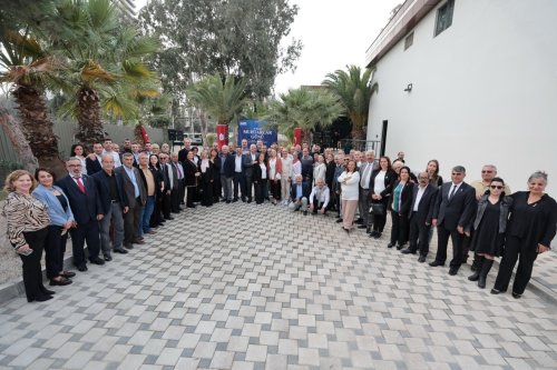 ferdi-zeyrek-genclik-merkezine-muhtarlardan-tam-not-7.jpeg