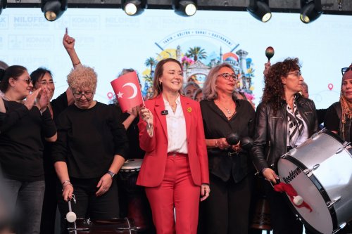 kemeraltinin-sokaklari-festivalle-senlendi-19.jpeg