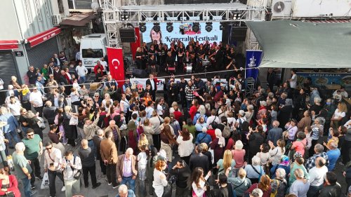 kemeraltinin-sokaklari-festivalle-senlendi-2.jpeg