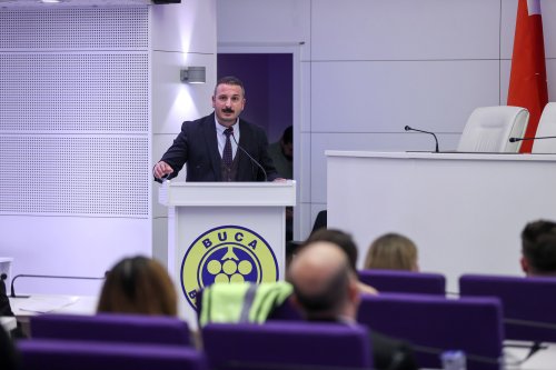 buca-belediyesi-iklim-krizine-karsi-acil-eylem-cagrisi-yapti10.jpg
