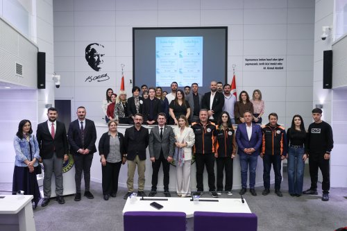 buca-belediyesi-iklim-krizine-karsi-acil-eylem-cagrisi-yapti11.jpg