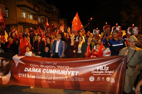 cumhuriyet-bayrami-kutlamalari-arsiv-1.jpeg