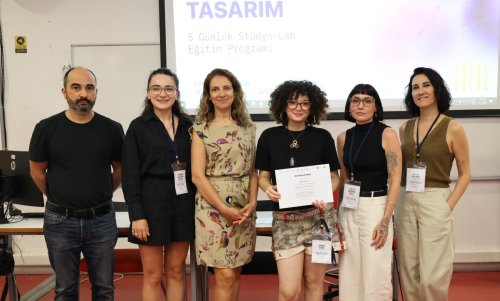 programi-basariyla-tamamlayan-genclere-ideal-proje-sertifikasi-takdim-edildi.jpeg