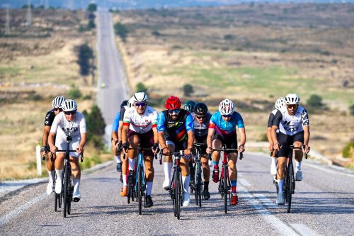 veloturk-gran-fondo-cesme-by-salcanonun-10uncu-yilinda-809-sporcu-pedal-cevirdiphoto-2026-10-25-16-51-01-2.jpg
