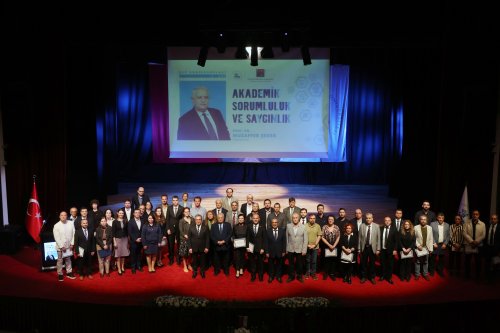 deude-akademik-sorumluluk-ve-sayginlik-konusuldu-2.jpeg