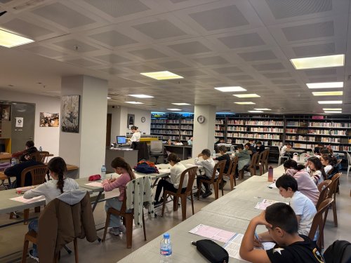efes-selcuk-belediyesinden-ogrencilere-sinav-hazirliginda-destek-8.jpeg