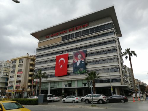 karsiyaka-belediyesi-izmir.jpg