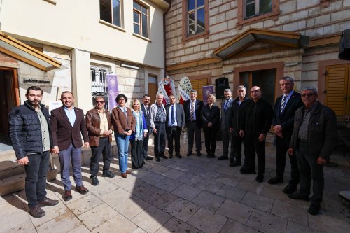 buca-belediyesi-galeri-hamam-sergi7.jpg