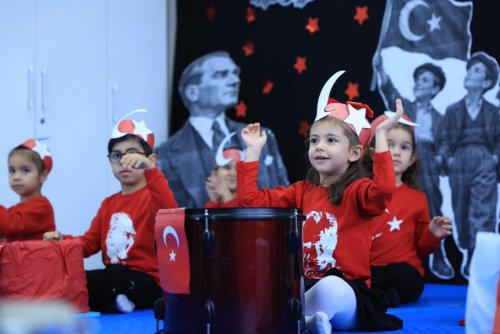 cumhuriyet-coskusu-konakli-miniklerin-kalbinde-yankilandi-8.jpeg
