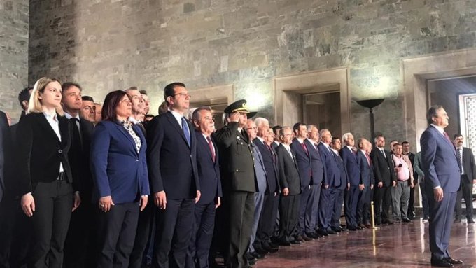 CHP'li belediye başkanları Ata'nın huzurunda