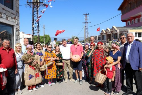 6.-germiyan-festivali-renkli-goruntulerle-basladi!-(10).jpg