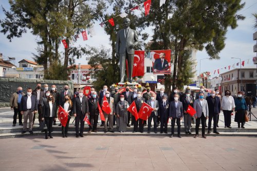 ataturk’un-ayvalik’a-gelisinin-87’nci-yil-donumu-kutlandi-(1).jpg