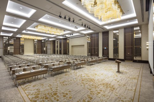 ballroom-meeting-2.jpg