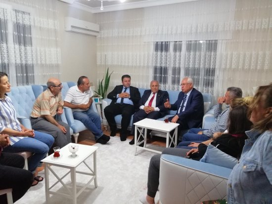 baskan-selvitopundan-iftar-sonrasi-ev-ziyareti-(1).jpg