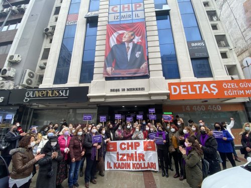 chp-kadin-kollari-aciklama-2.jpg