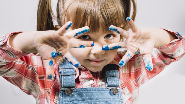 cute-little-girl-standing-with-painted-fingers_23-2148037848.jpg