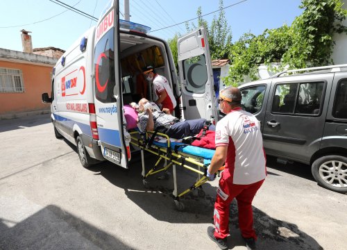 gaziemir’de-hasta-nakil-araclari-yeniden-hizmete-basladi-(5).jpg