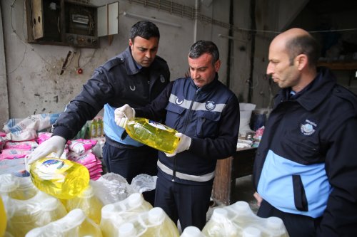 Buca Belediyesi, krizi kazanca çevirmeye çalışan fırsatçılara göz açtırmadı