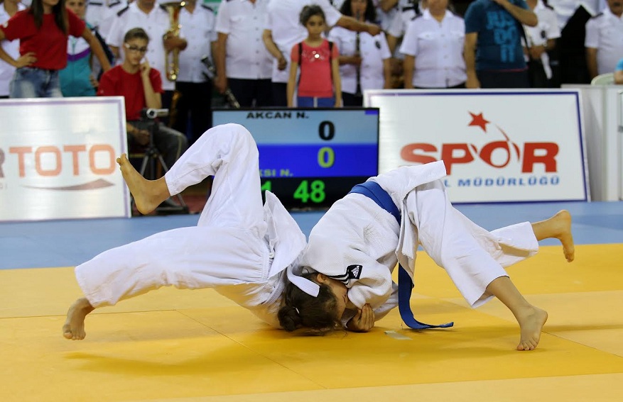 izmir-001.jpg izmir-001.jpg