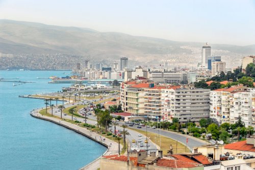izmir-1.jpg