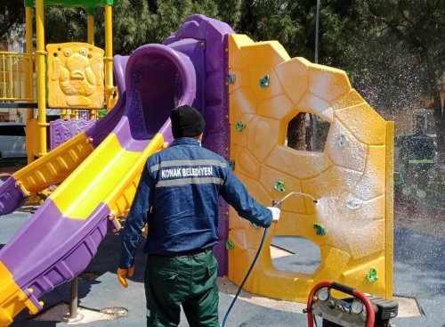 konak’ta-parklar-cocuklar-icin-hazirlaniyor-(7).jpeg