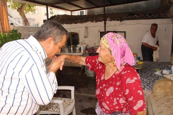 kusadasi,-ozer-kayali.jpg kusadasi,-ozer-kayali.jpg