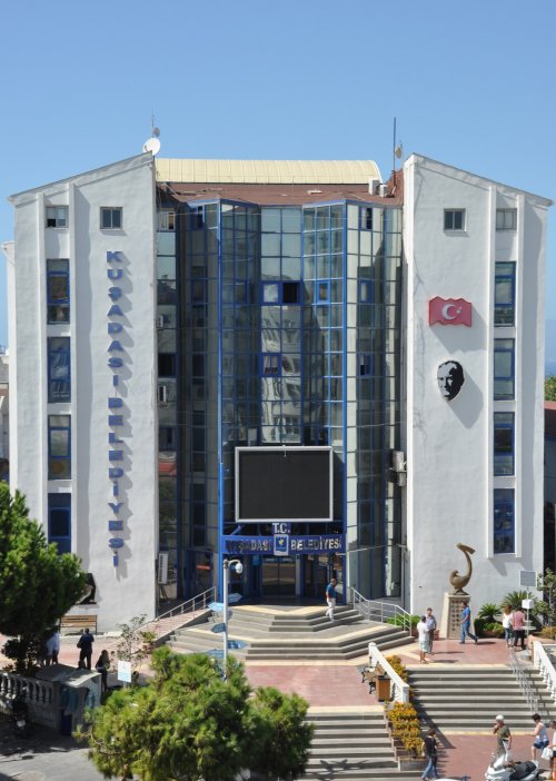 kusadasi_belediyesi-001.jpg