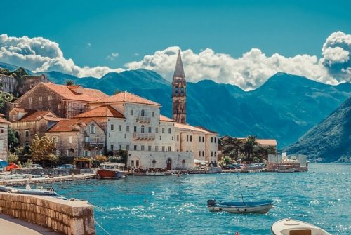 montenegro-mer-adriatique-kotor-croisieurope-slider-dhd-shutterstock-e1542709690977-850x570-001.jpg