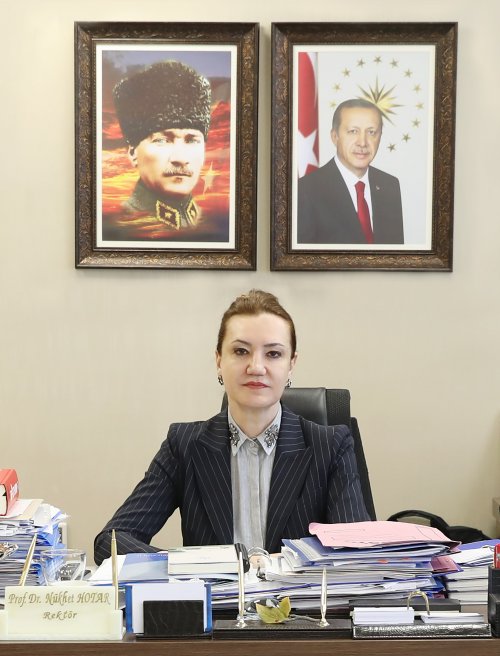 prof.dr.-nukhet-hotar.jpg