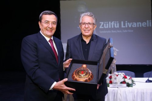 sanatci-ve-siyaset-adami-zulfu-livaneli.jpeg