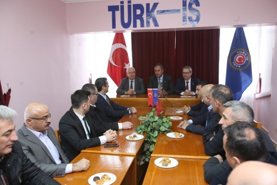 turk-is-(2).jpg