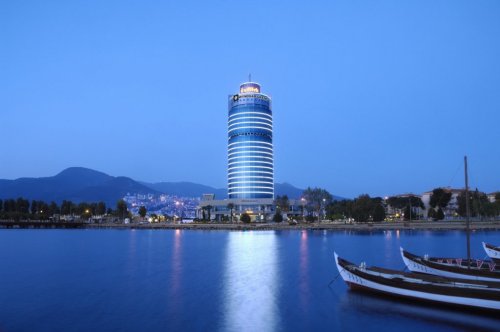 wyndhamgrand_izmirozdilek_2.jpg