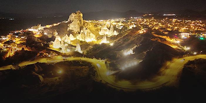 Işıklandırılan vadiler ihtişamı arttırdı!