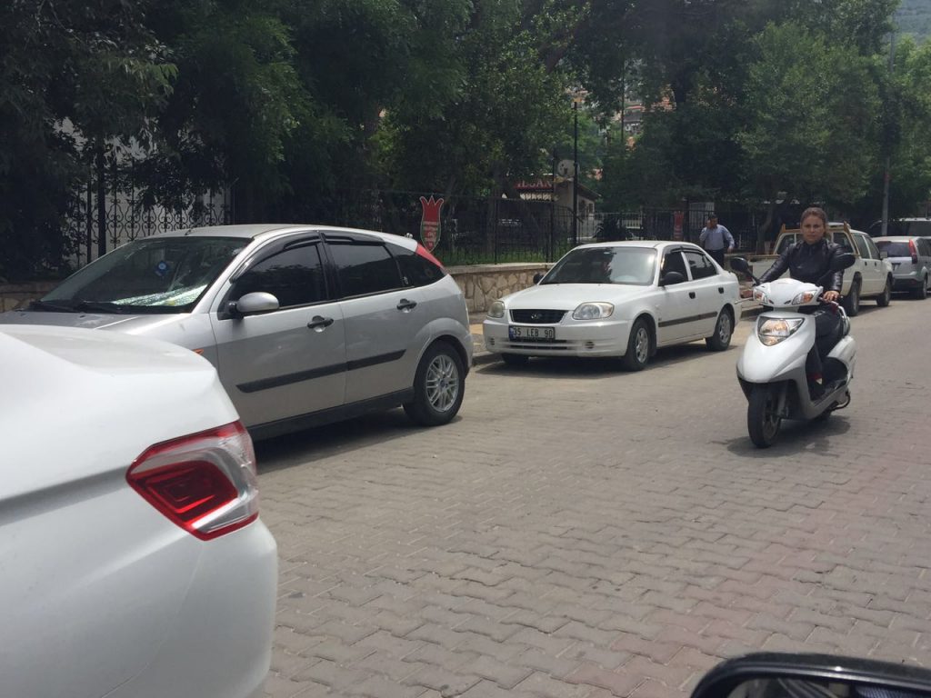 0edd7900-a5f3-4857-b101-72e941516104